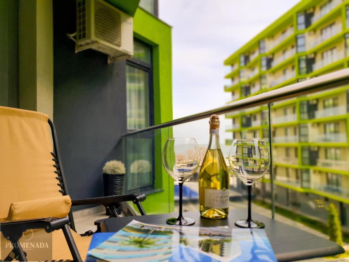 Visum Aparthotel Pool & Spa Mamaia Nord Năvodari Exteriér fotografie