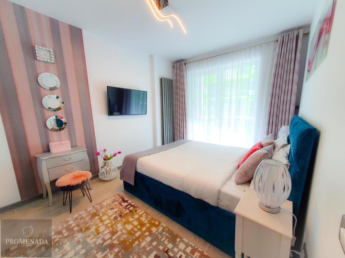 Visum Aparthotel Pool & Spa Mamaia Nord Năvodari Exteriér fotografie